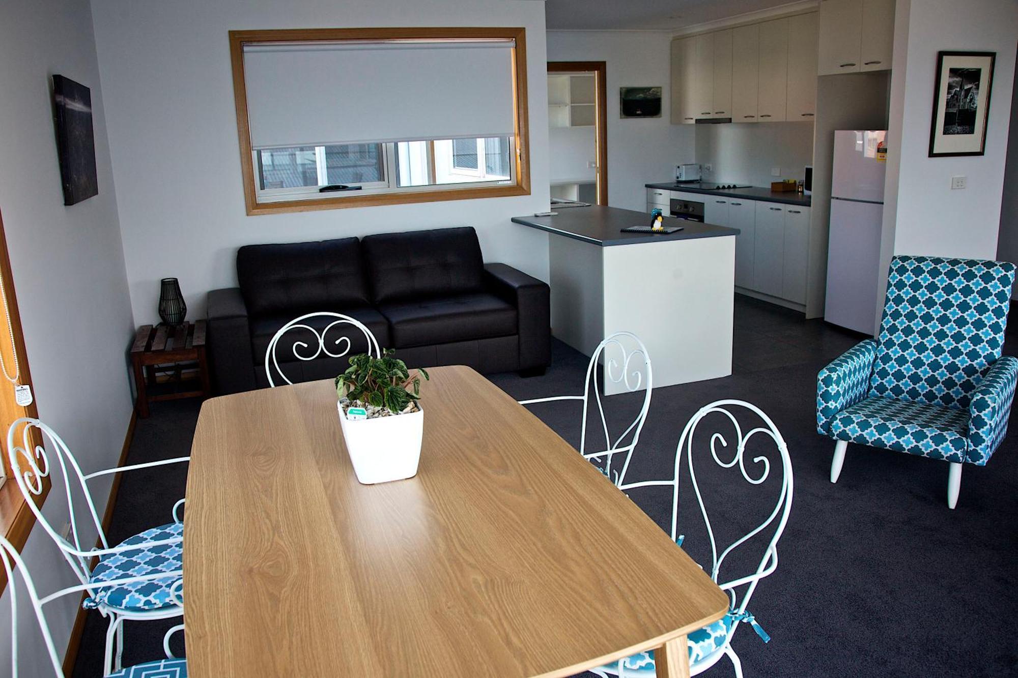 Penguin Beachfront Apartments חדר תמונה