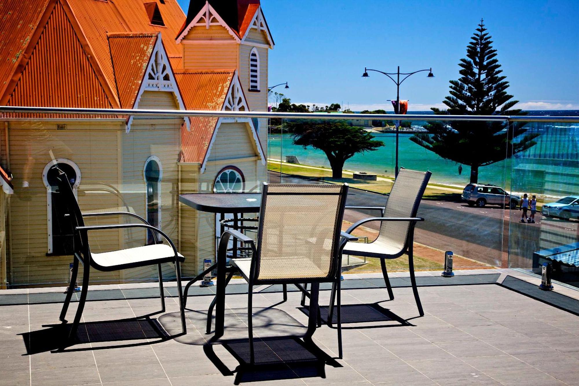 Penguin Beachfront Apartments חדר תמונה