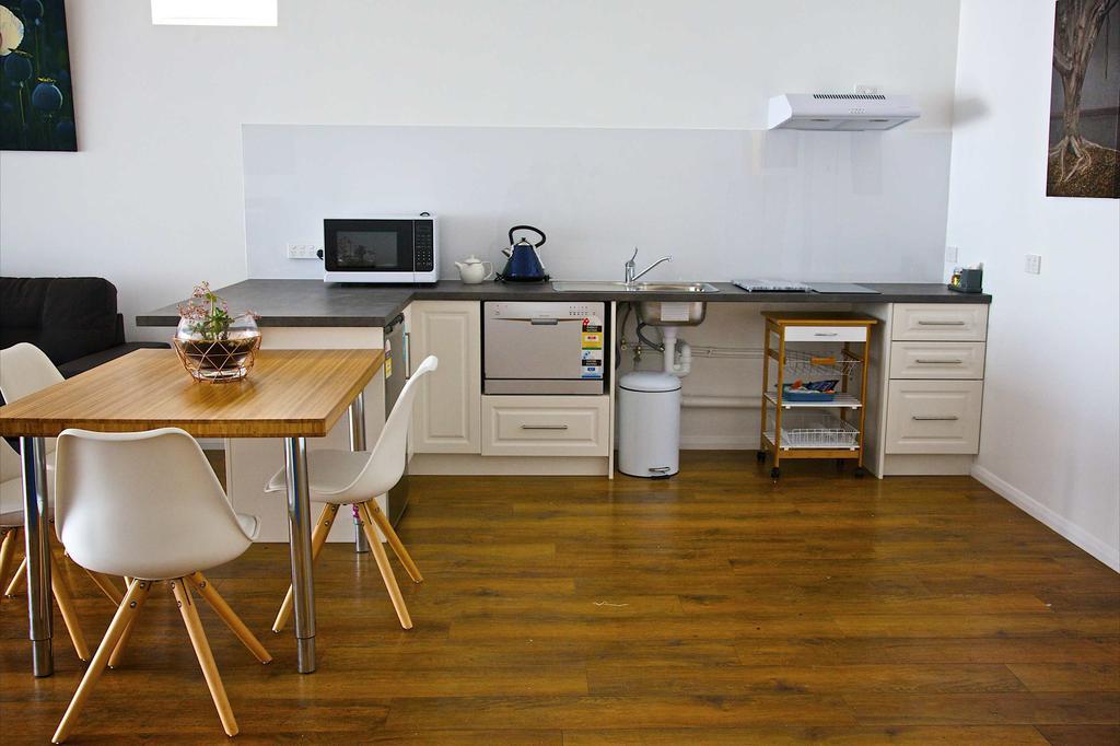Penguin Beachfront Apartments חדר תמונה