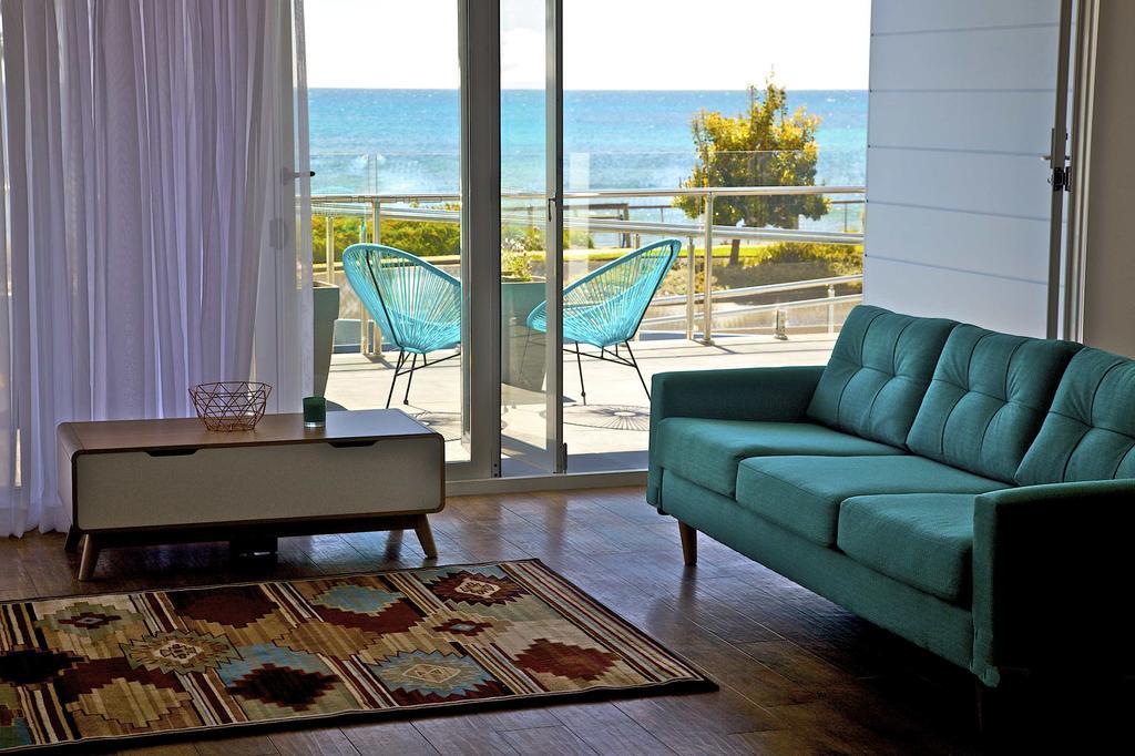 Penguin Beachfront Apartments חדר תמונה